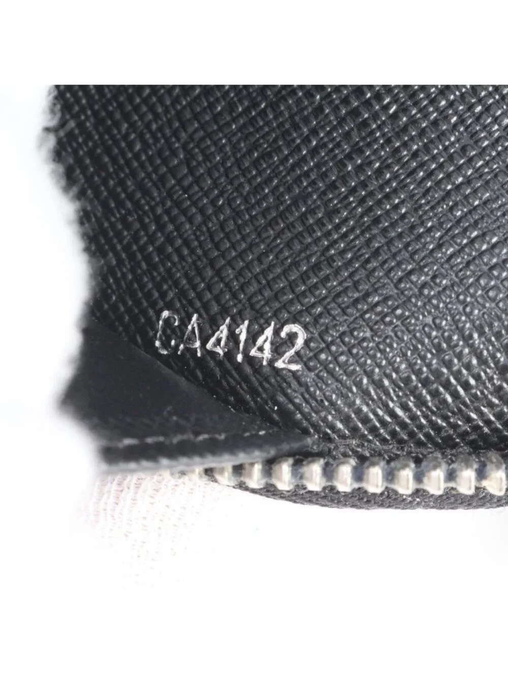 Louis Vuitton Damier Graphite Zippy Leather Wallet Second